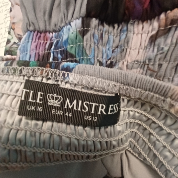 LITTLE Mistress Floral Halter Maxi Dress Sz 12 NWT - Picture 9 of 13